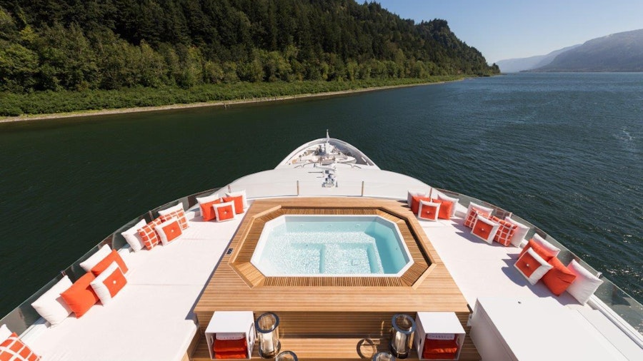 CHASSEUR Yacht CHASSEUR Yacht