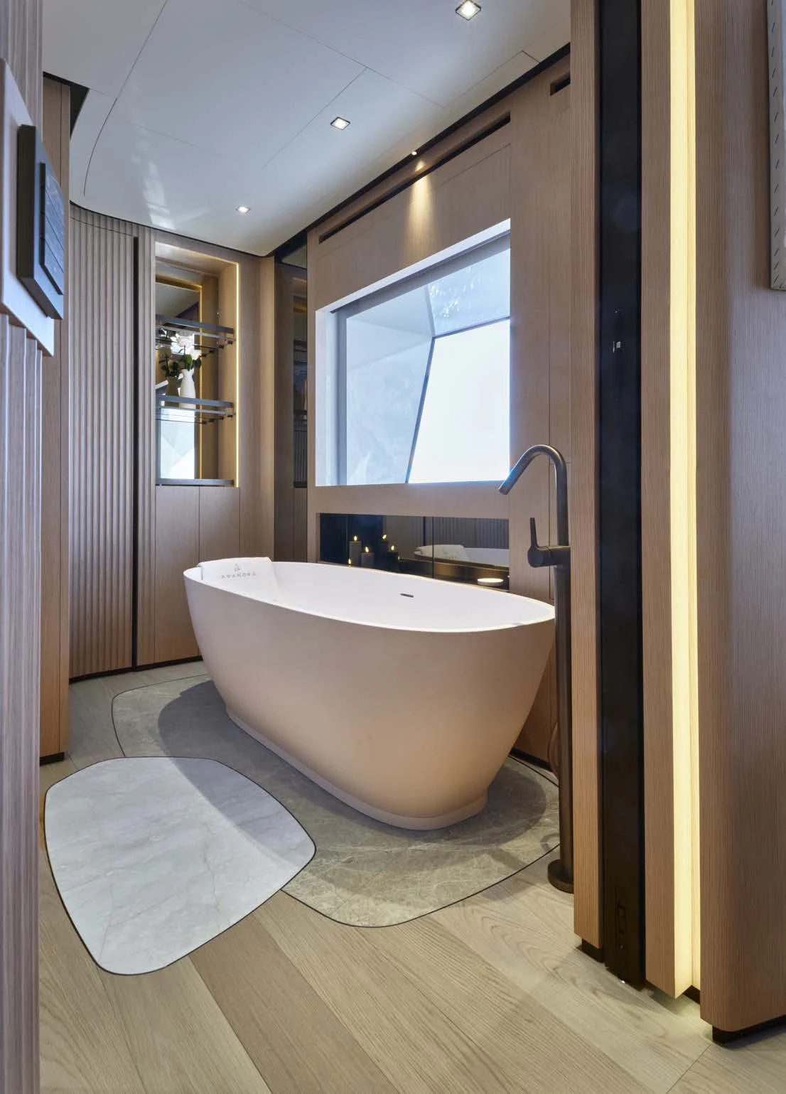 a bathroom with a tub aboard AWANDRA Yacht for Charter