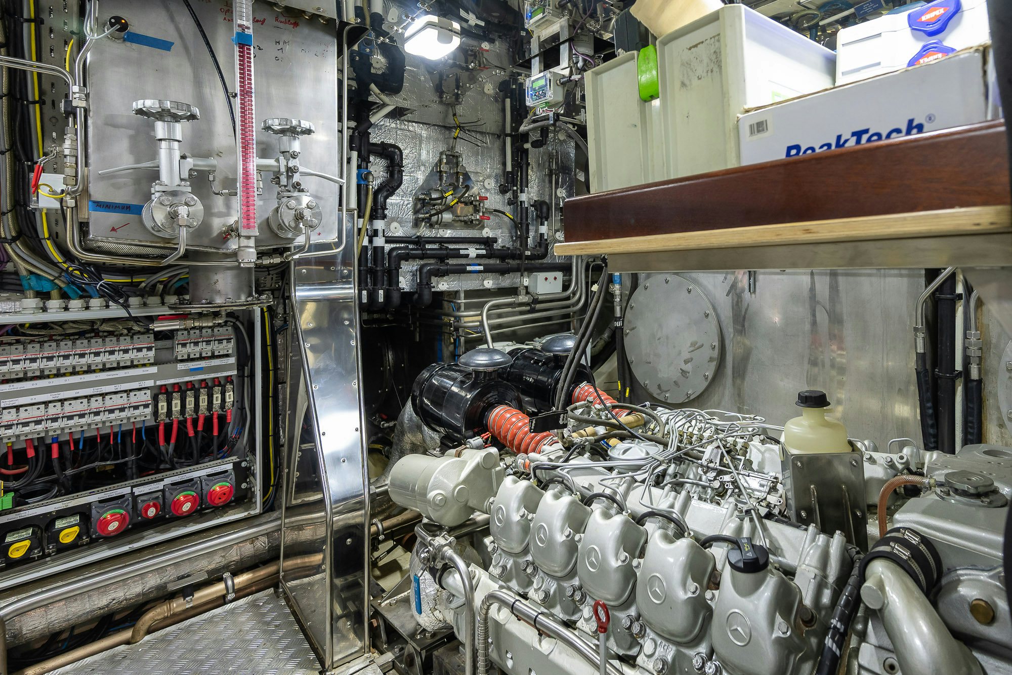 a room with machinery aboard PLAYMOBIL Yacht for Sale