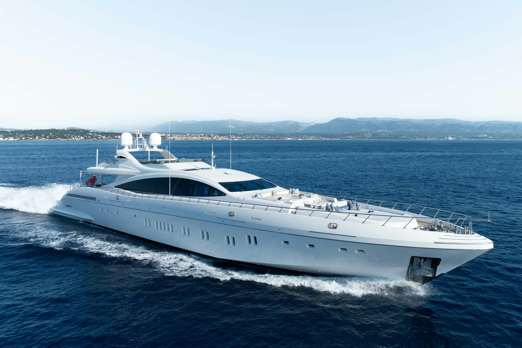 yachtan様　　専用　　(5／１０まで) DA VINCI Yacht for Charter | 163' 8