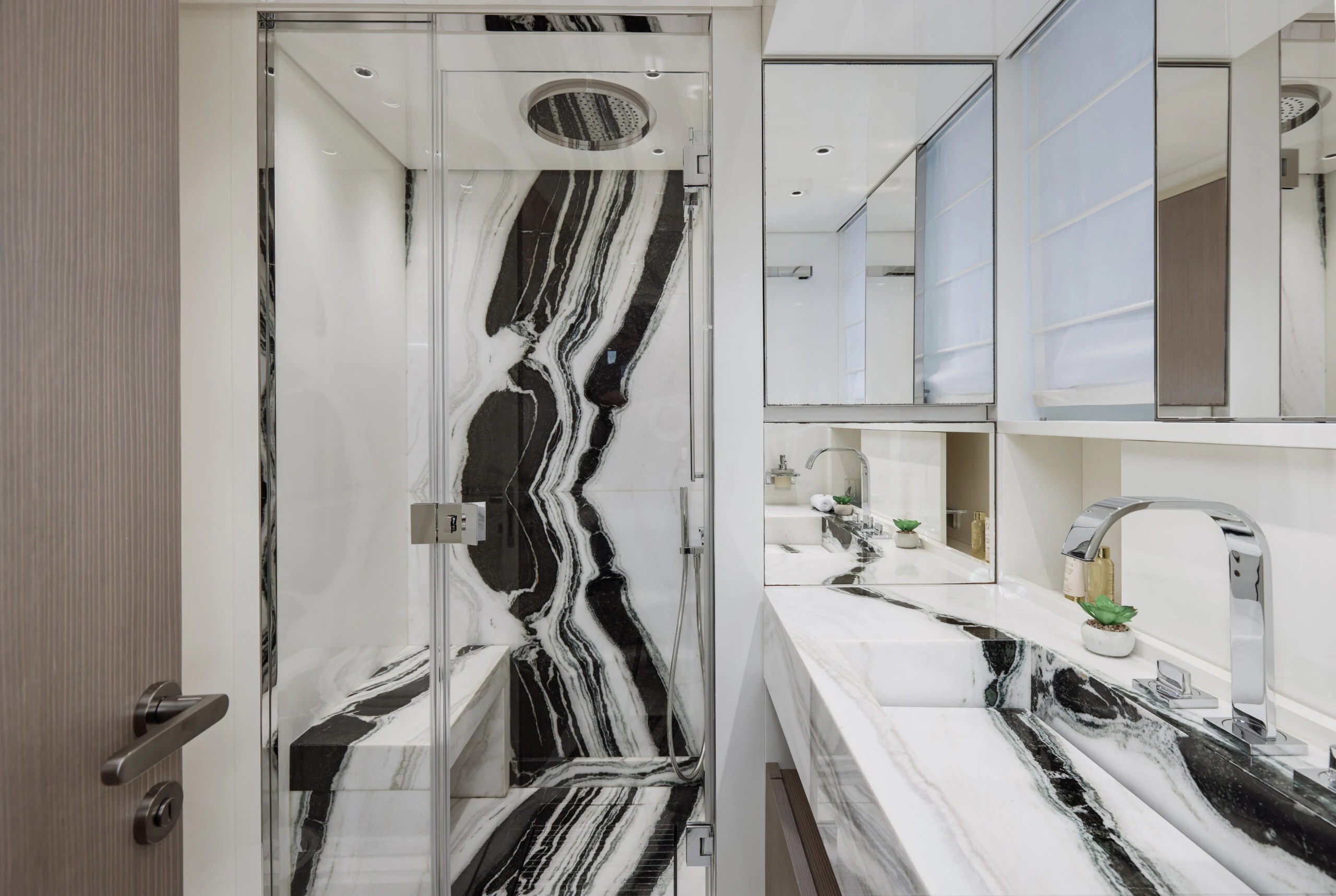 a shower unit in a bathroom aboard ZAFFIRO III Yacht for Sale