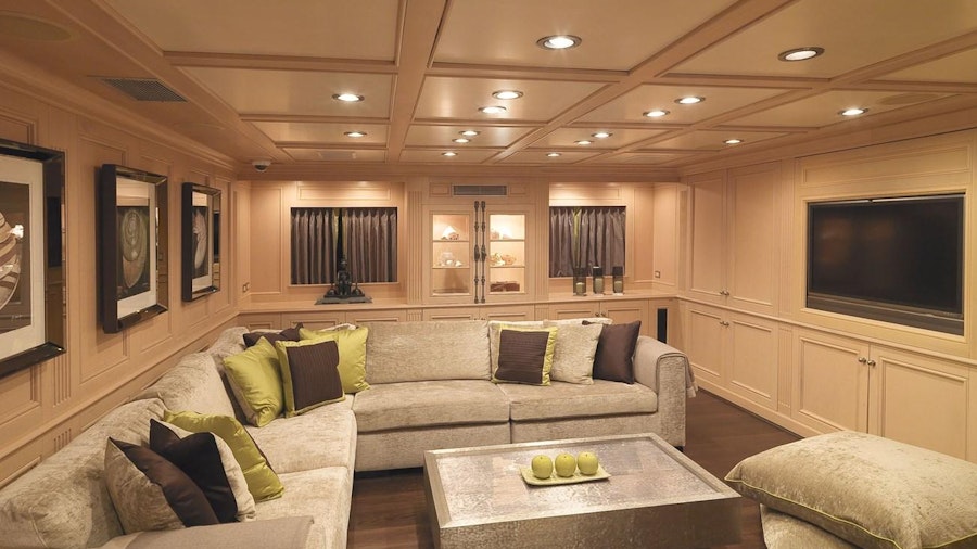 VOYAGER Yacht VOYAGER Yacht