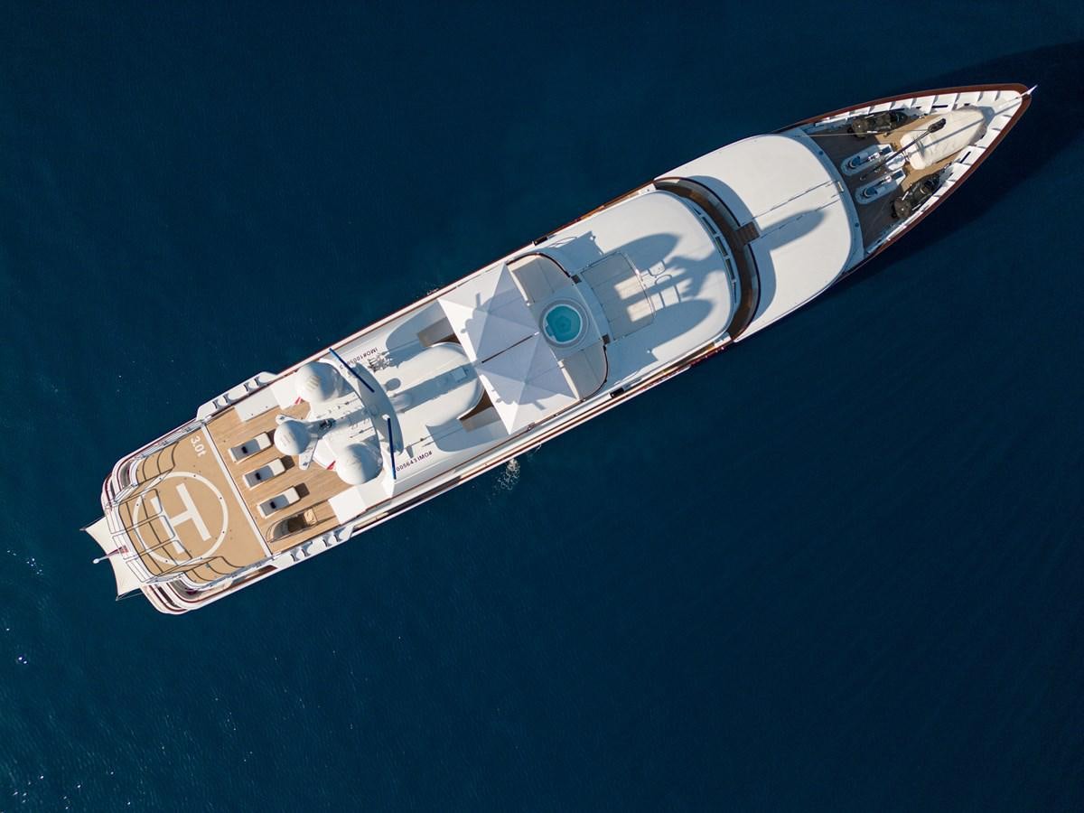 a close-up of a gun aboard SEA HUNTRESS Yacht for Sale