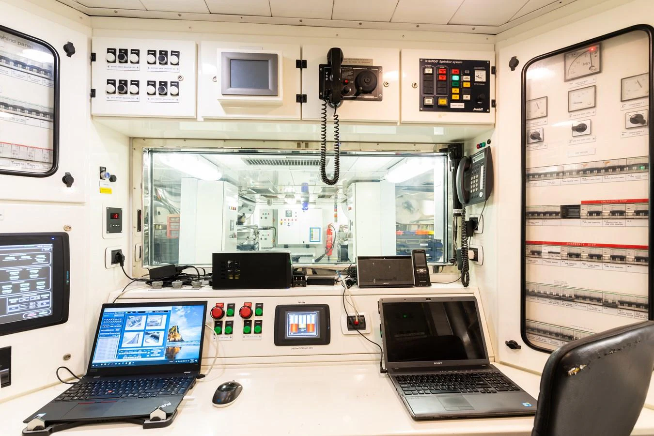 a room with computers and monitors aboard UNDER CONTRACT!   SAINT  2012 ISA 500-2 POP @ Yacht for Sale