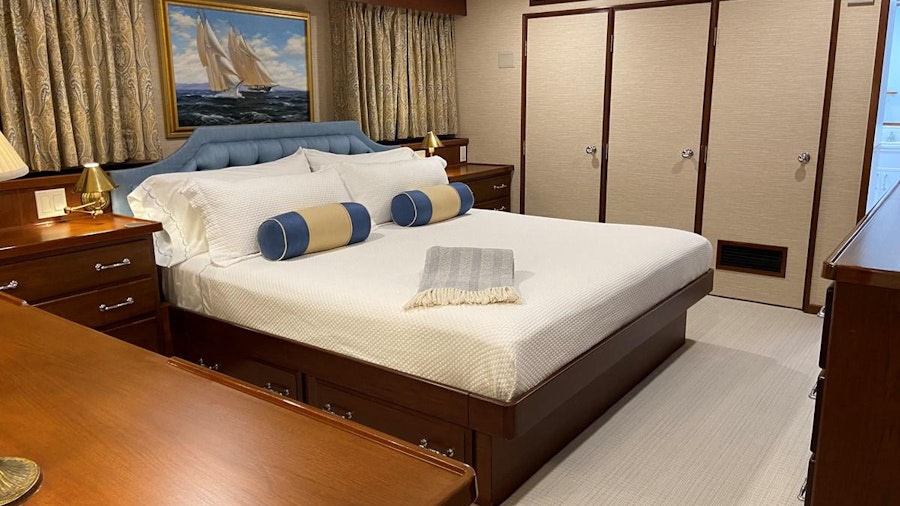 BUCKPASSER Yacht BUCKPASSER Yacht
