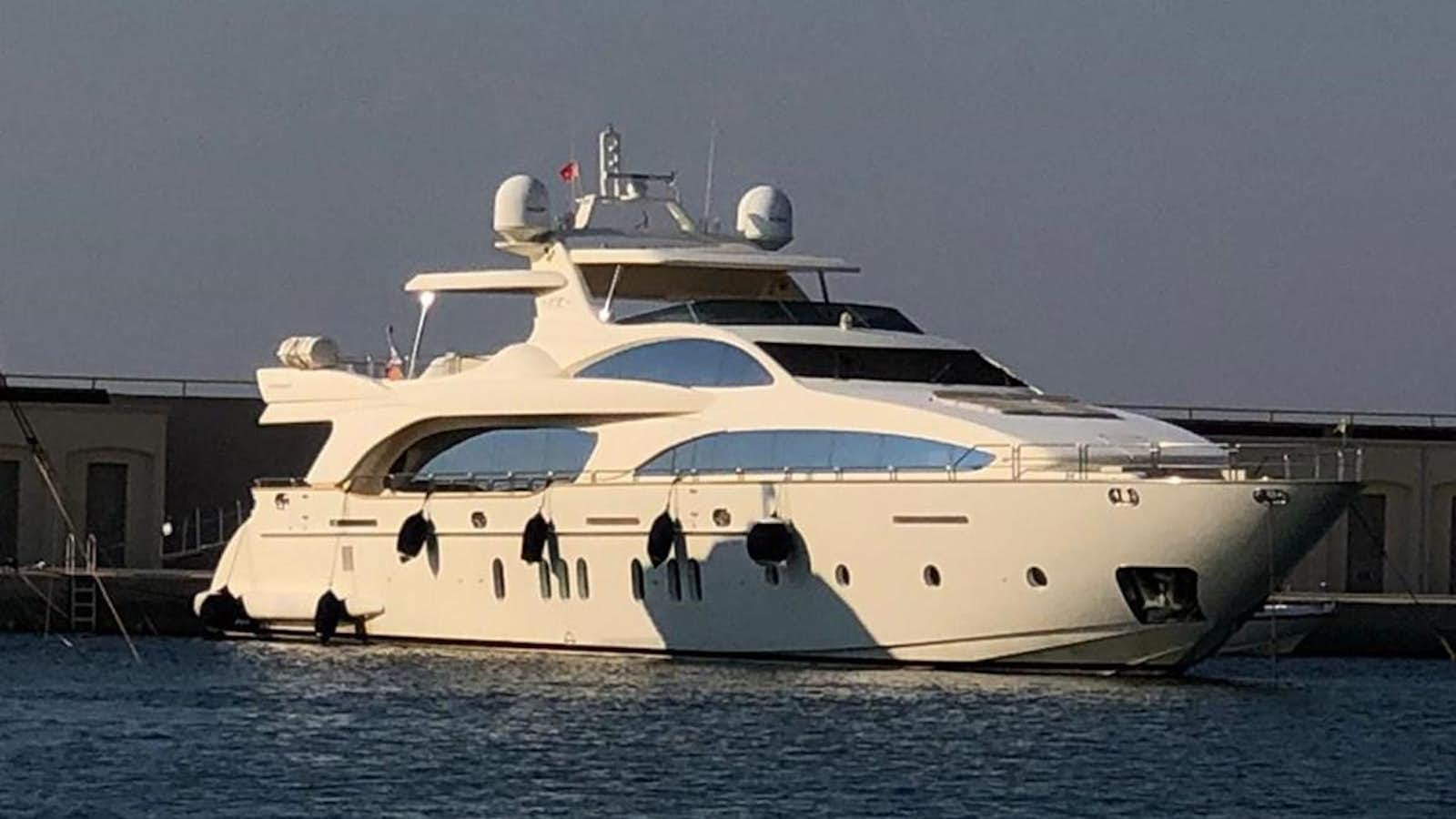 a white yacht in the water aboard MOMENTO.   2006 AZIMUT 116 @ Yacht for Sale