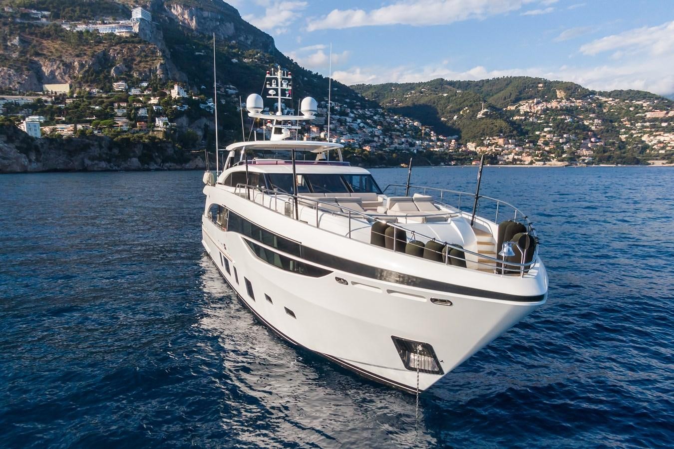 a boat on the water aboard MINOR FAMILY AFFAIR Yacht for Sale