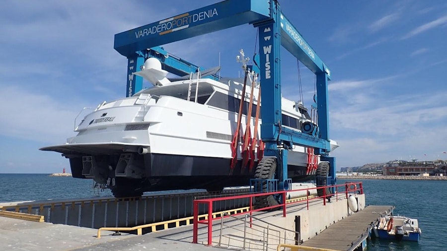 THUNDERBALL Yacht THUNDERBALL Yacht