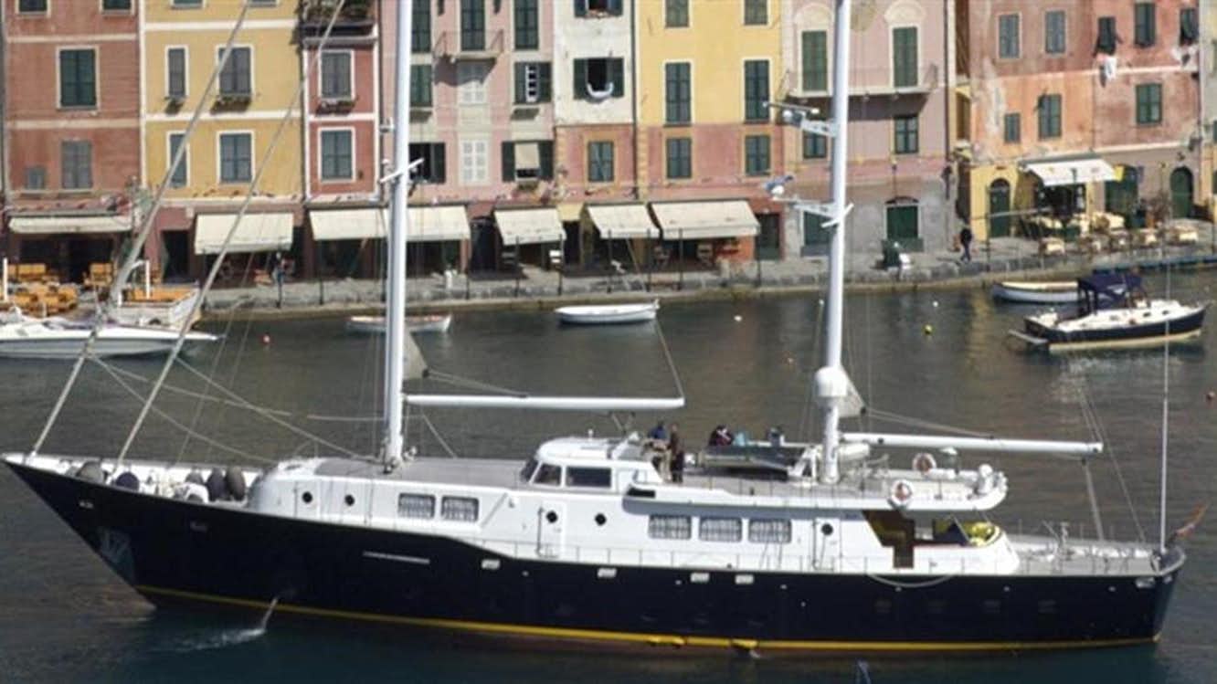 a boat in the water aboard BARCABLU Yacht for Sale