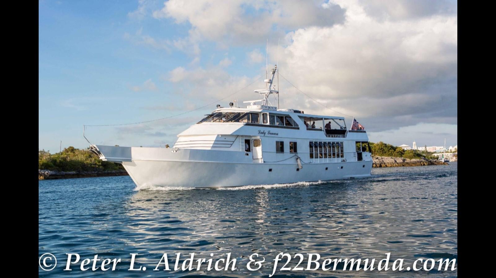a white boat on the water aboard LADY TAMARA Yacht for Sale