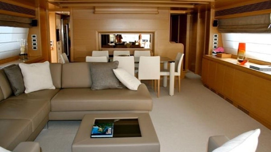 FIFTEEN Yacht FIFTEEN Yacht