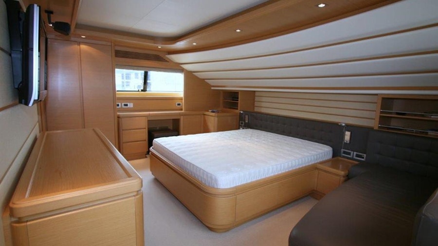 FIFTEEN Yacht FIFTEEN Yacht