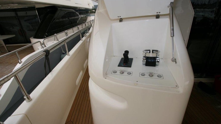 FIFTEEN Yacht FIFTEEN Yacht