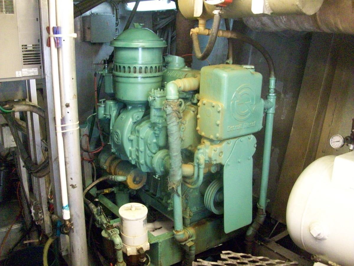 a machine with a large cylinder aboard NO NAME HALF MOON CLIPPER Yacht for Sale