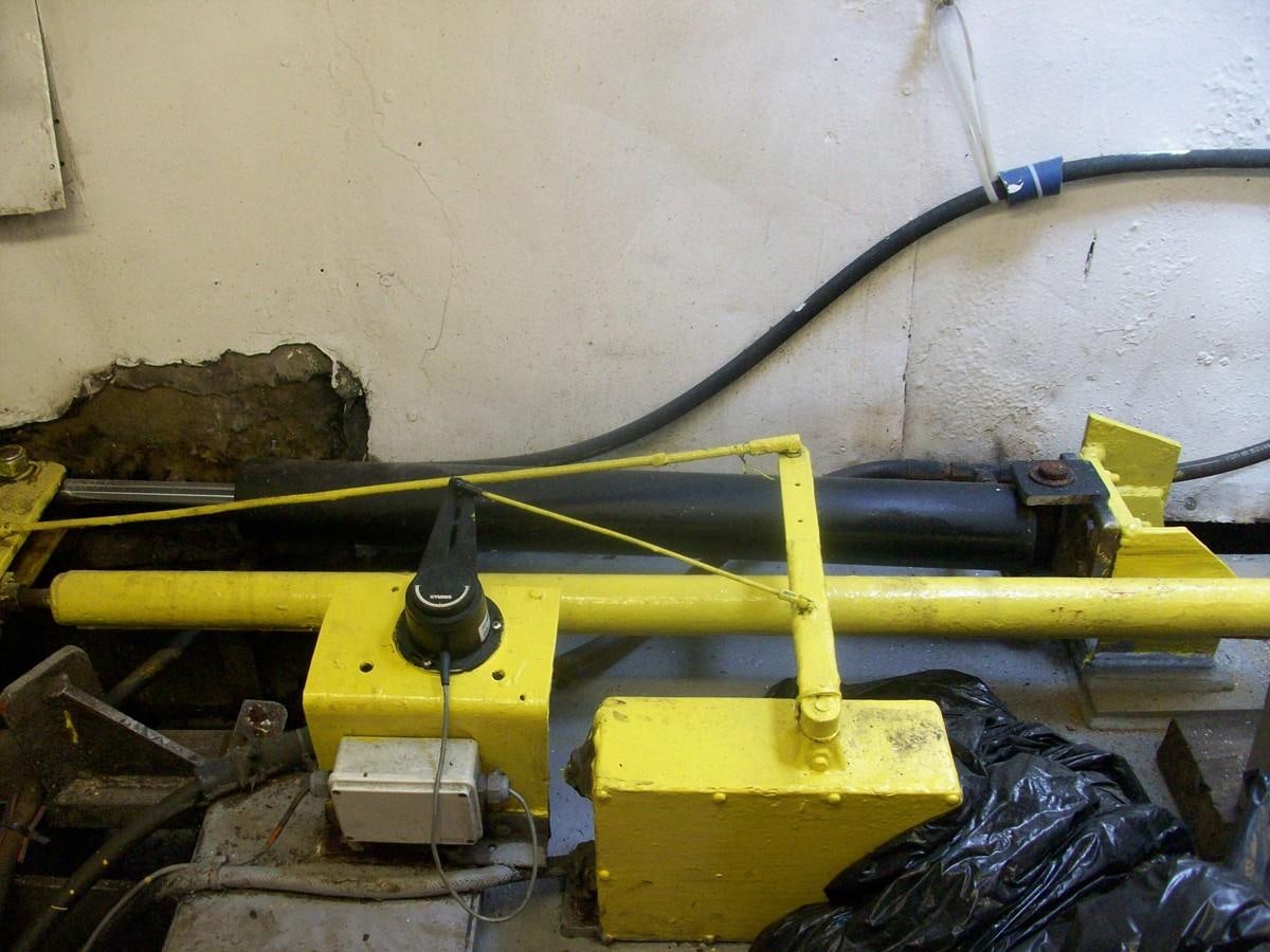 a yellow pipe with a metal handle aboard NO NAME HALF MOON CLIPPER Yacht for Sale