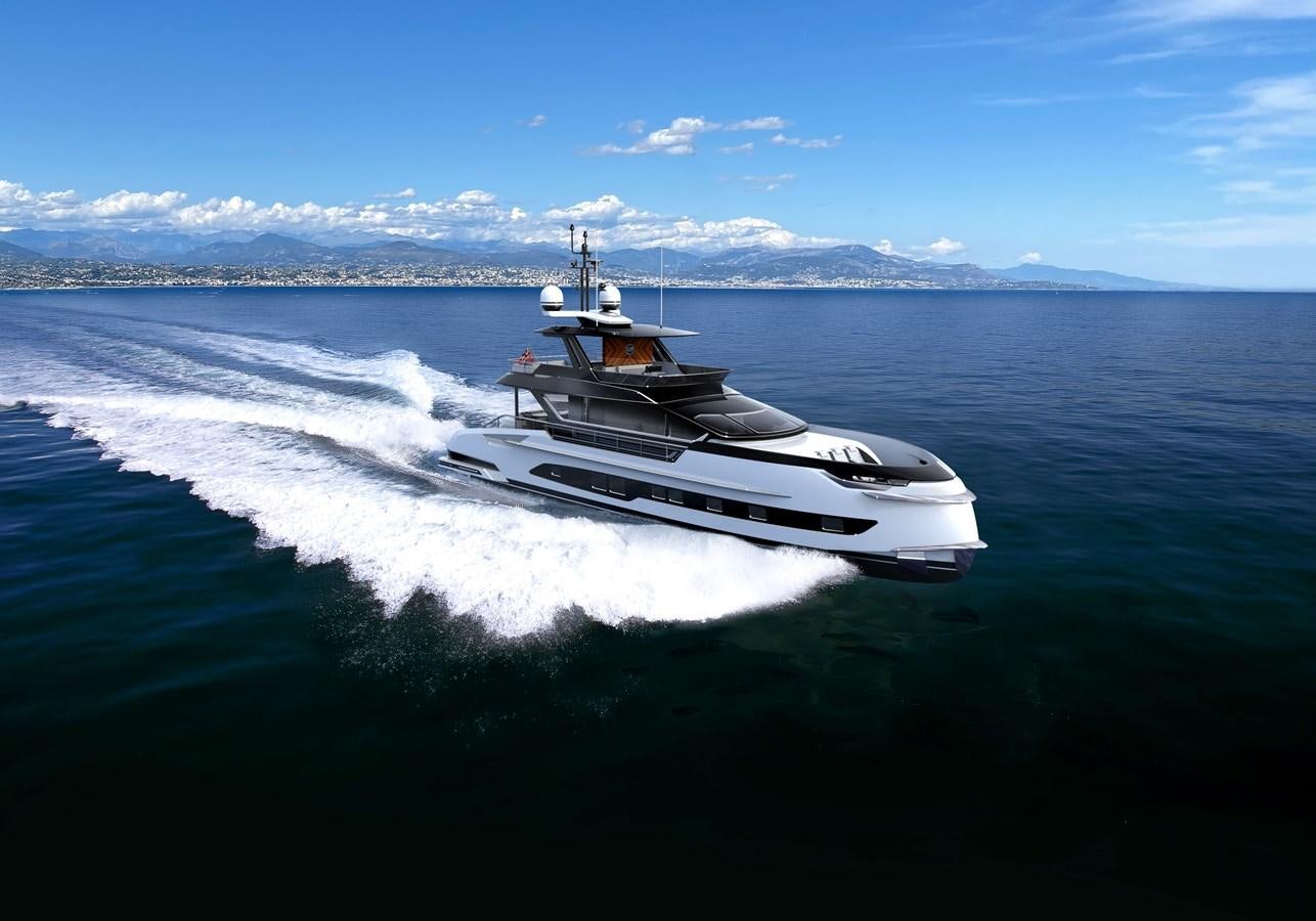 a boat on the water aboard DYNAMIQ GTM 90 BEACH CLUB Yacht for Sale