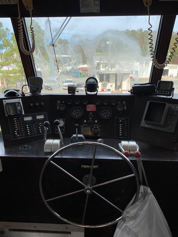 inside of a car aboard THE OASIS Yacht for Sale