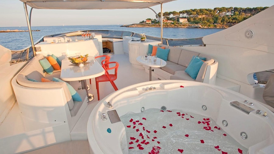 COCA VI Yacht COCA VI Yacht
