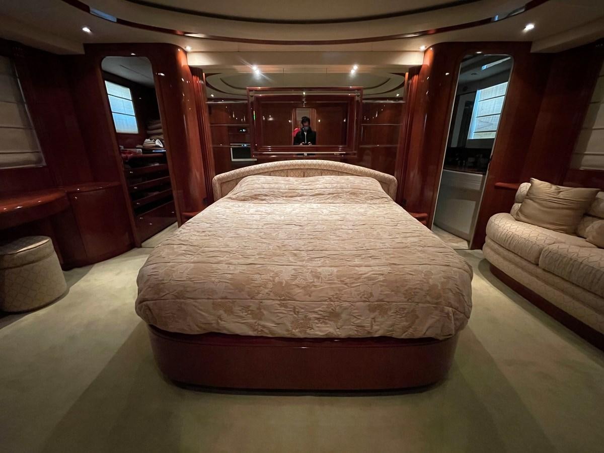 a bed in a train aboard AZIMUT 85 ULTIMATE Yacht for Sale