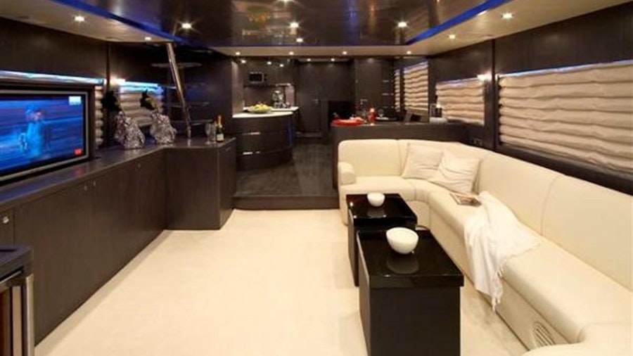 JOHNSON 80' SKYLOUNGE W/HYDRAULIC PLATFORM Yacht JOHNSON 80' SKYLOUNGE W/HYDRAULIC PLATFORM Yacht