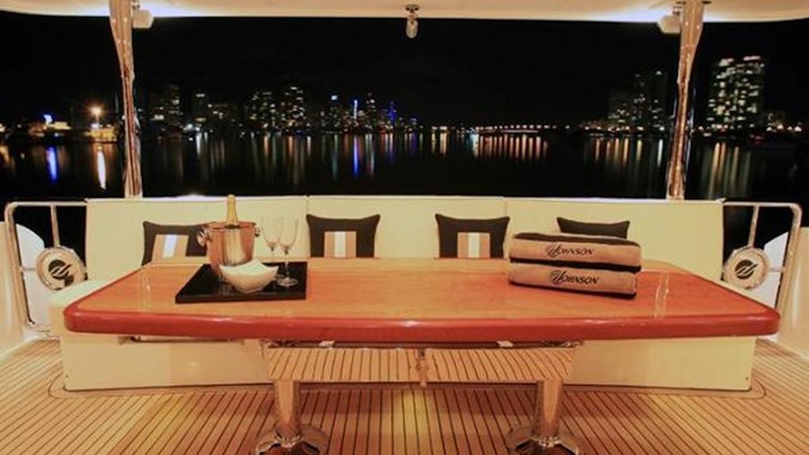 JOHNSON 80' SKYLOUNGE W/HYDRAULIC PLATFORM Yacht JOHNSON 80' SKYLOUNGE W/HYDRAULIC PLATFORM Yacht