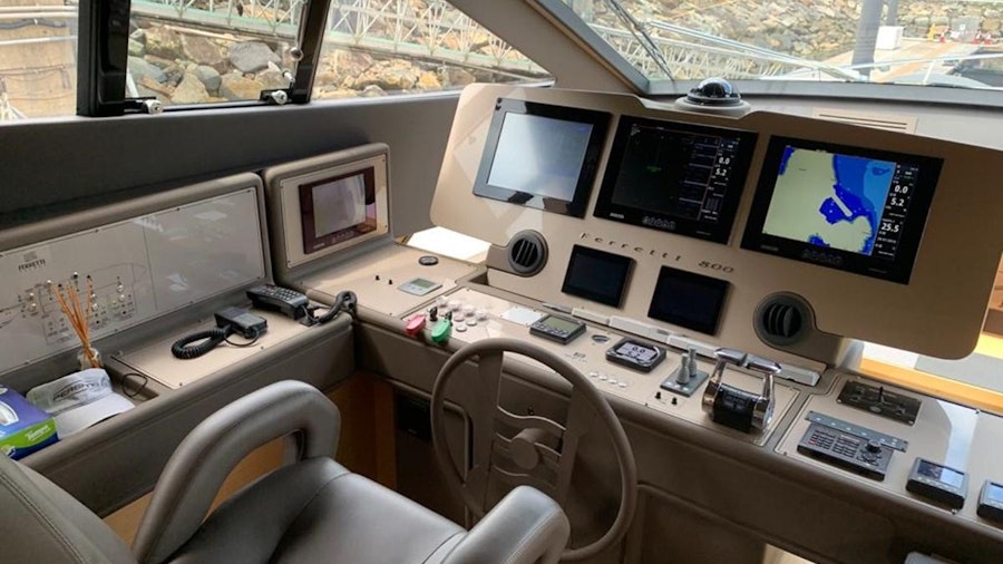 FERRETTI 800 Yacht FERRETTI 800 Yacht