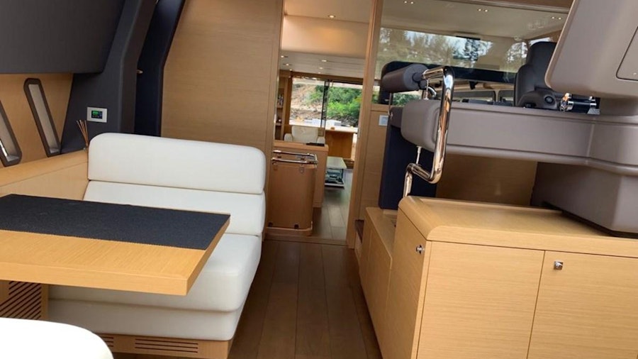 FERRETTI 800 Yacht FERRETTI 800 Yacht