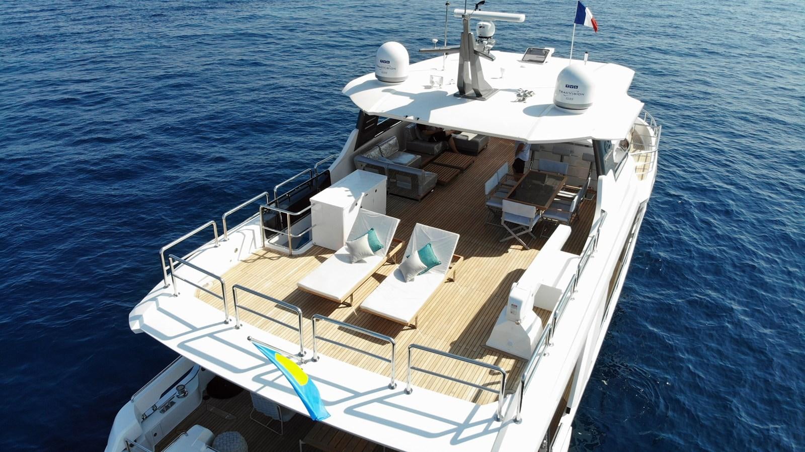 a boat on the water aboard FD75  709 Yacht for Sale