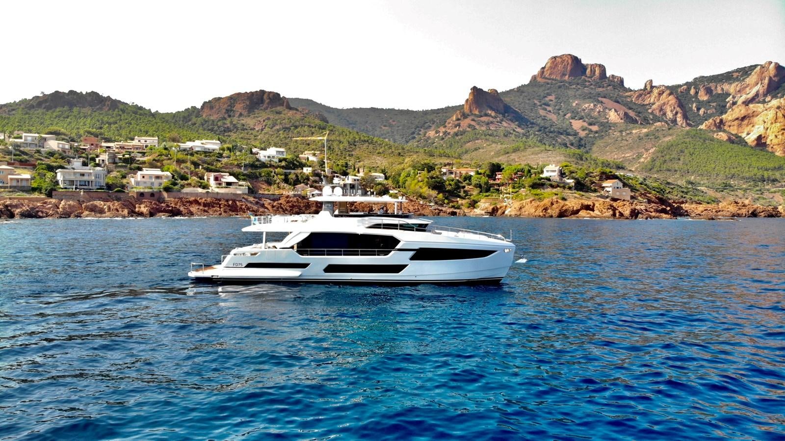 a boat in the water aboard FD75  709 Yacht for Sale