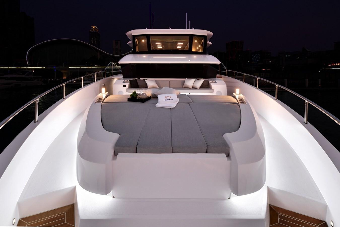 a large white bathtub with a black and white design on the side aboard FD75  709 Yacht for Sale