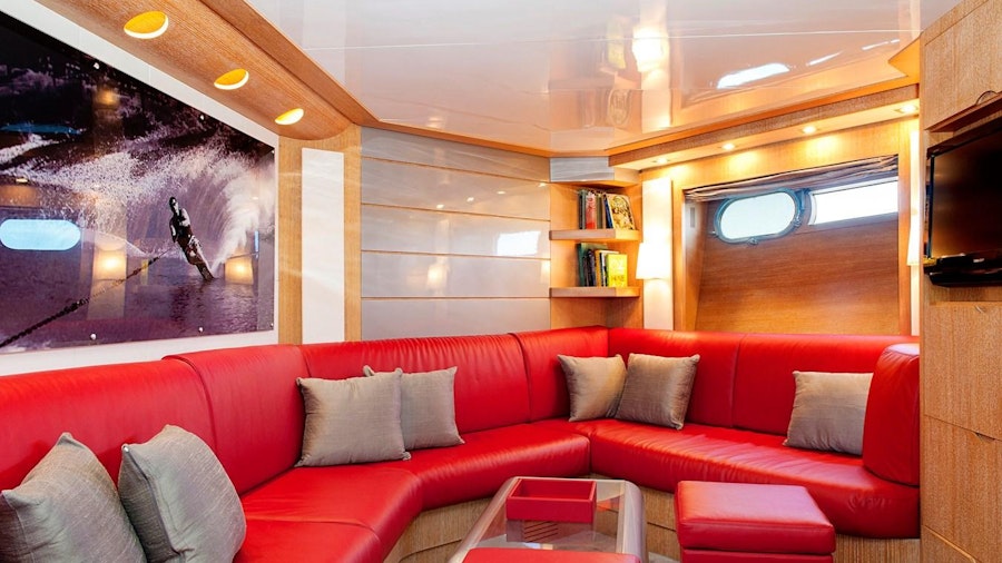 SLIP AWAY Yacht SLIP AWAY Yacht