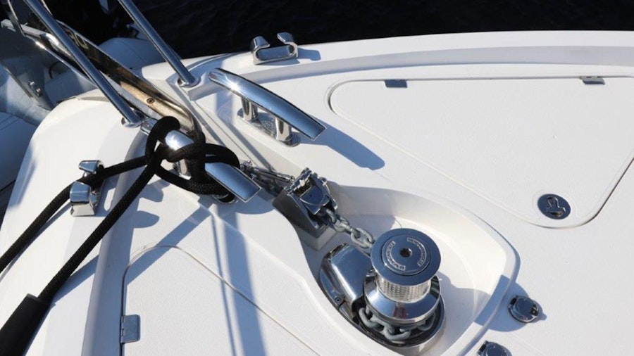 HIDE OUT Yacht HIDE OUT Yacht