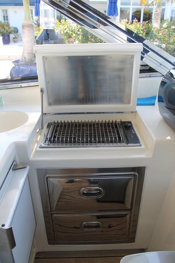 an old microwave oven aboard MAGNIFICA Yacht for Sale
