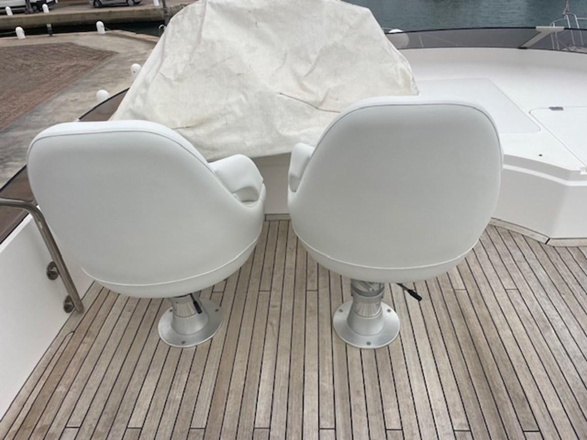 a toilet and a bathtub aboard LONG WAY ROUND Yacht for Sale