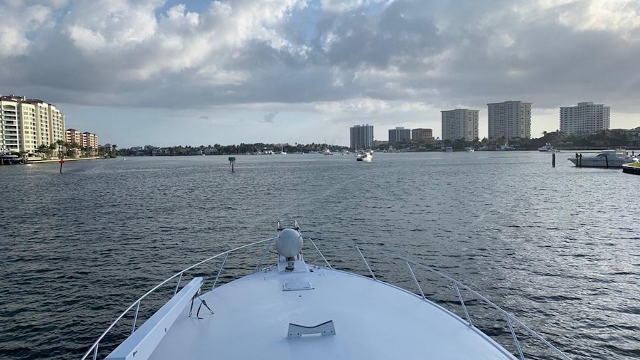DON'T STOP BELIEVIN Yacht DON'T STOP BELIEVIN Yacht