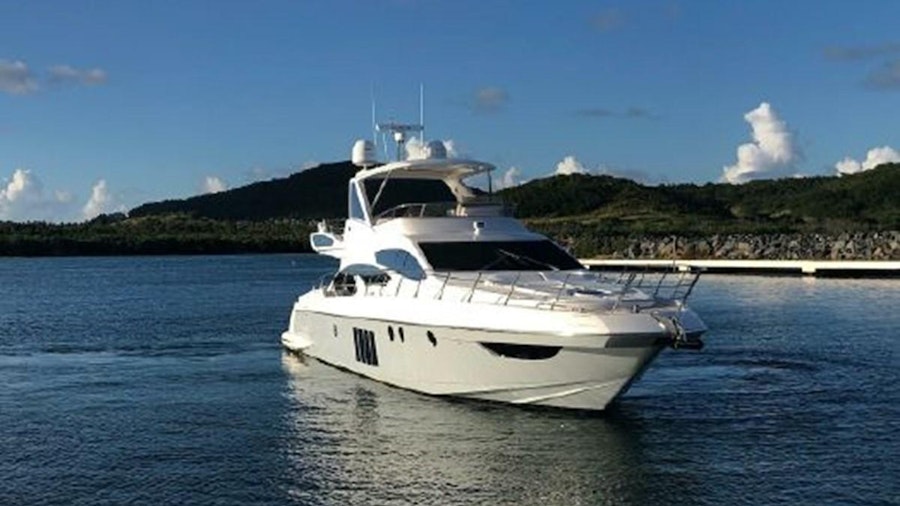 NO NAME Yacht NO NAME Yacht