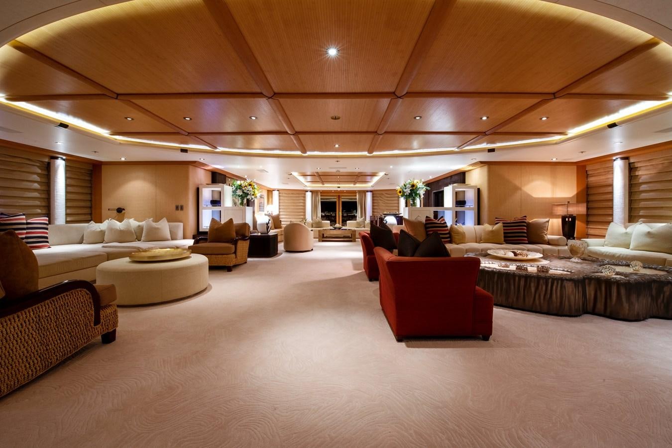 a large living room with a large open floor plan aboard SUNRAYS Yacht for Sale