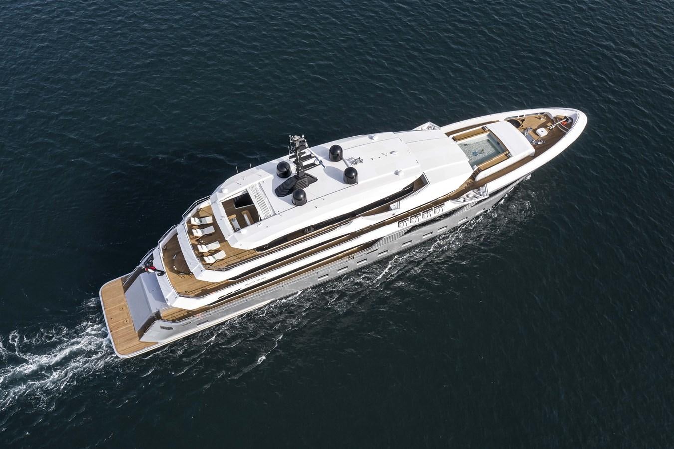 a space ship in the water aboard MAJESTY 175 Yacht for Sale