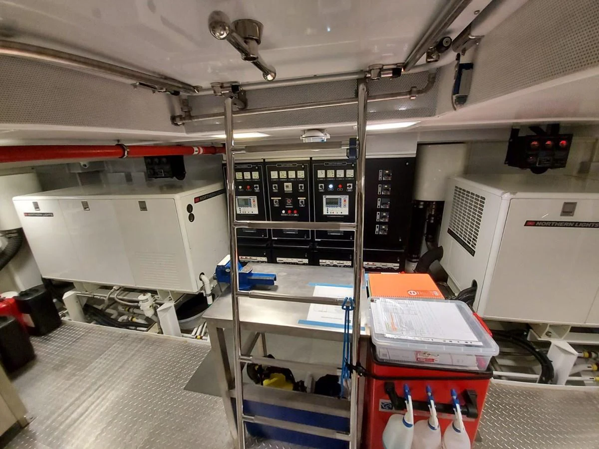 a room with equipment and equipment aboard S7 Yacht for Sale