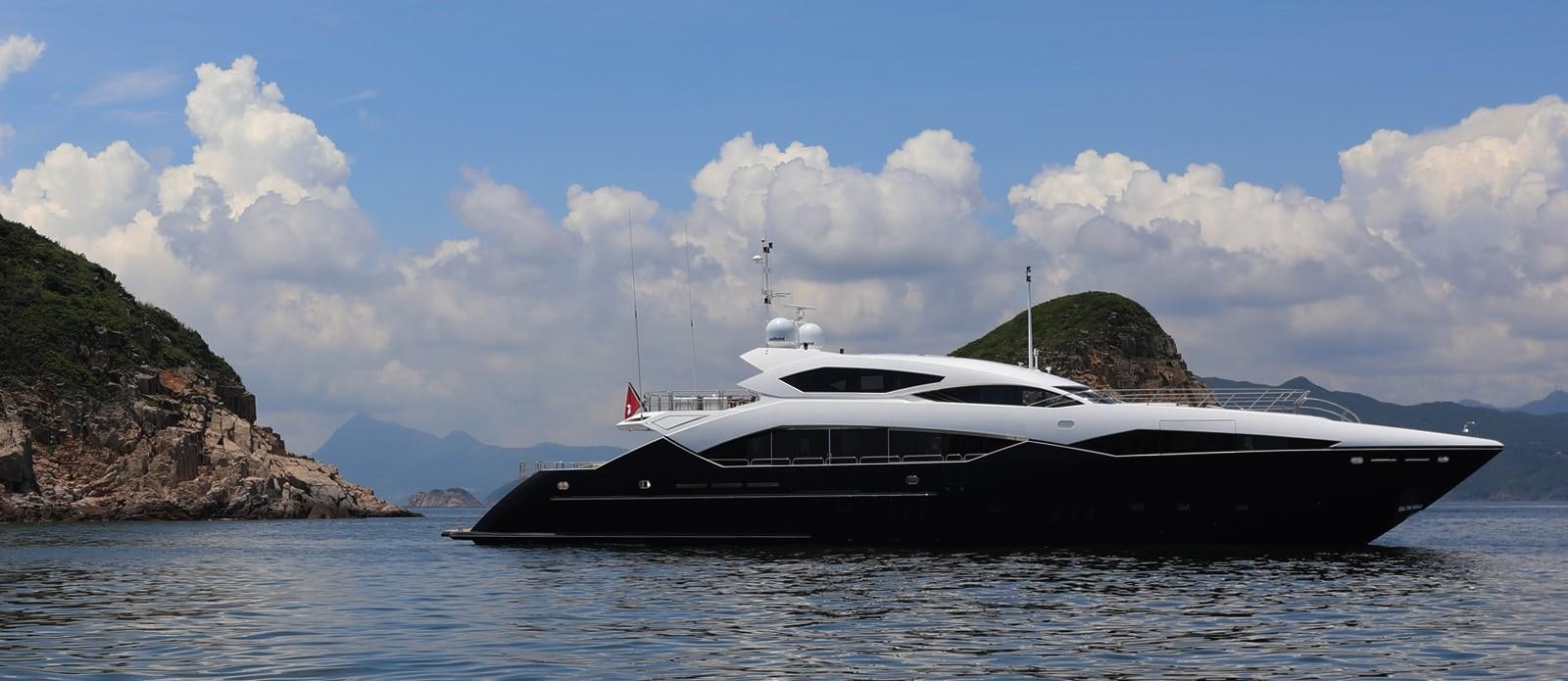 a boat on the water aboard J & LI Yacht for Sale