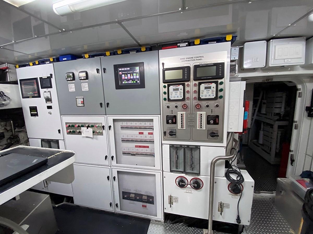 a room with medical equipment aboard ESCAPE Yacht for Sale