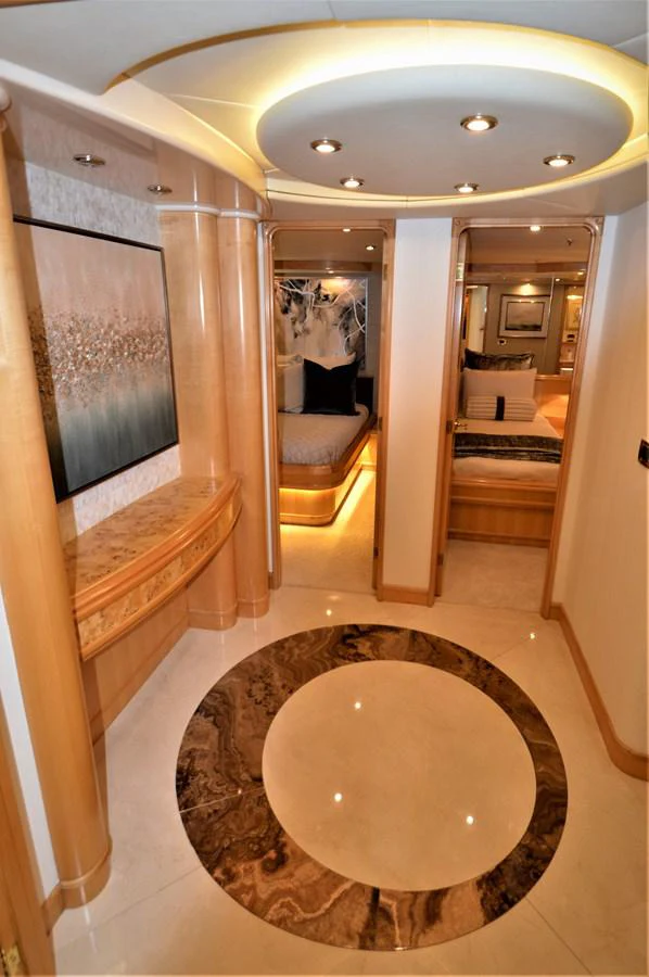 a bathroom with a round tub aboard MISS STEPHANIE Yacht for Sale
