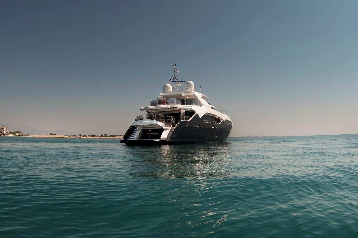 a boat in the water aboard SUN FLOWER Yacht for Sale