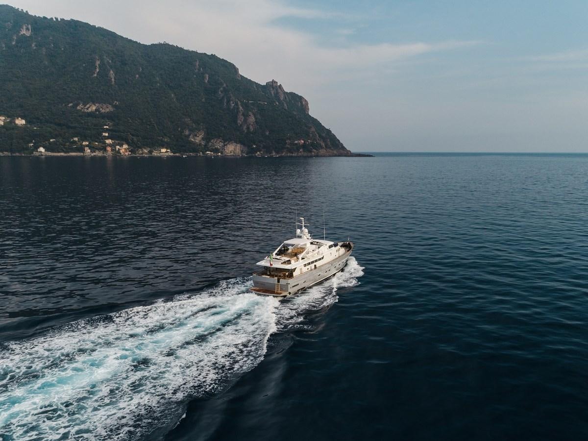 a boat sailing on the sea aboard PAOLUCCI Yacht for Sale