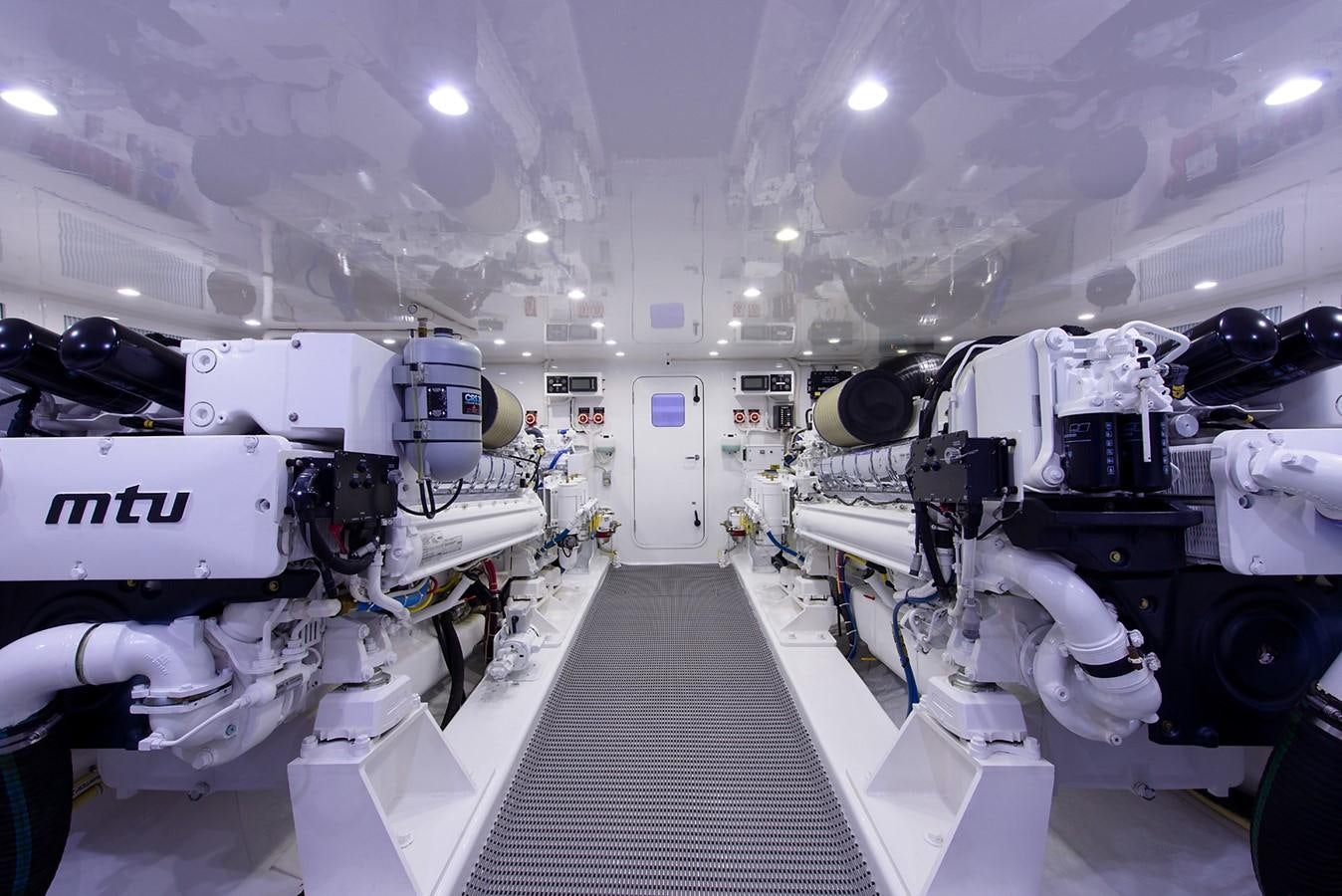 a large room with several machines aboard BANGARANG Yacht for Sale