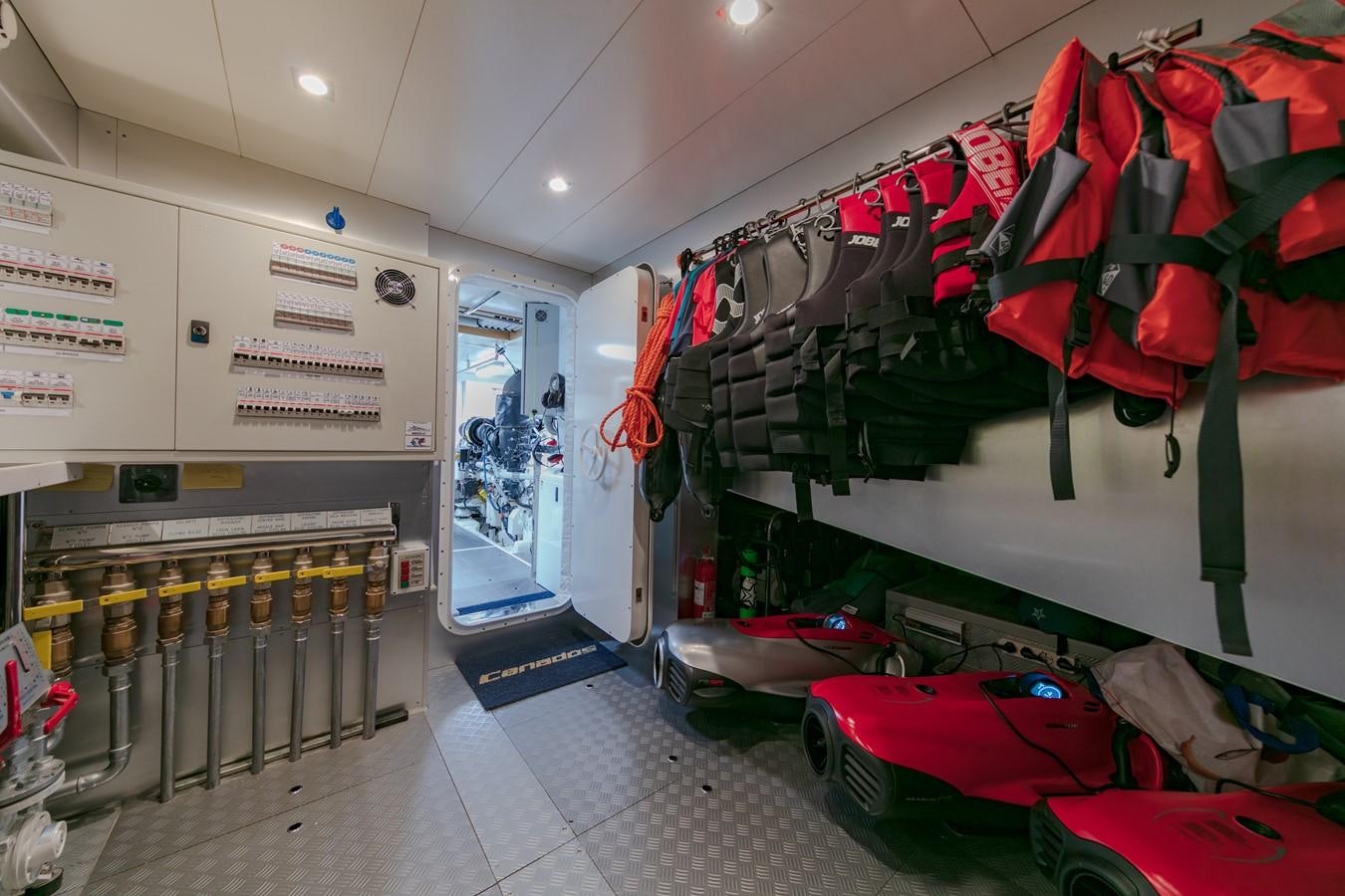 a store with clothes on the wall aboard CANADOS 888 EVO Yacht for Sale