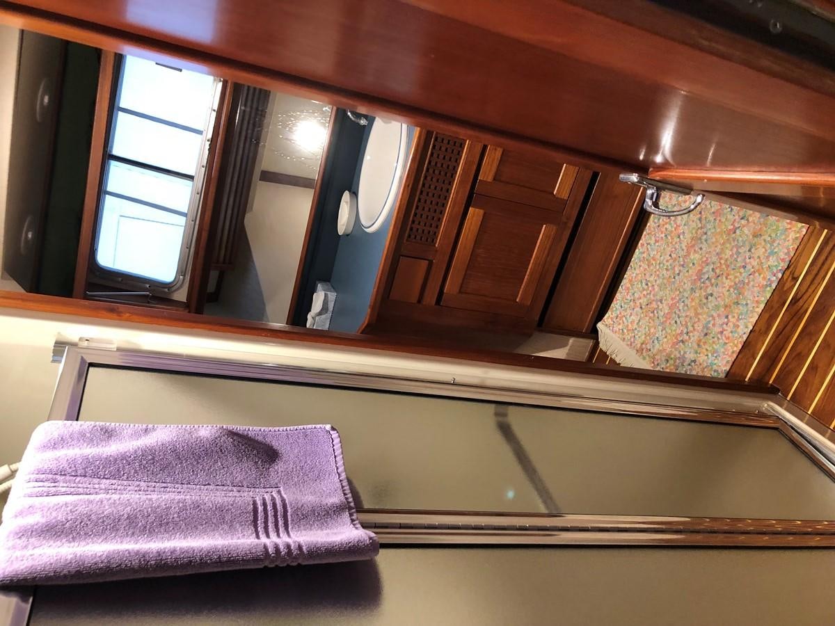 a bed on a train aboard GOLDEN EAGLE Yacht for Sale