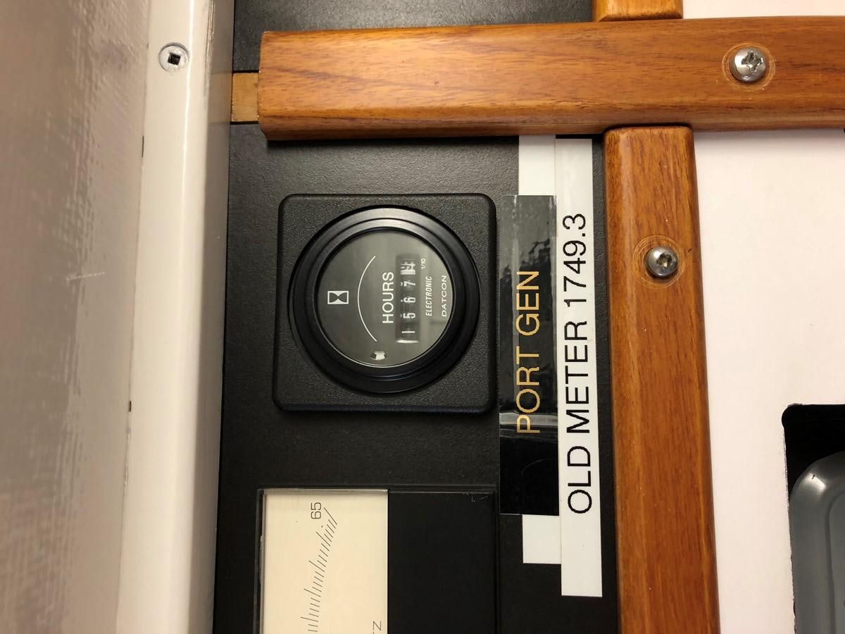 a wood box with a dial aboard GOLDEN EAGLE Yacht for Sale
