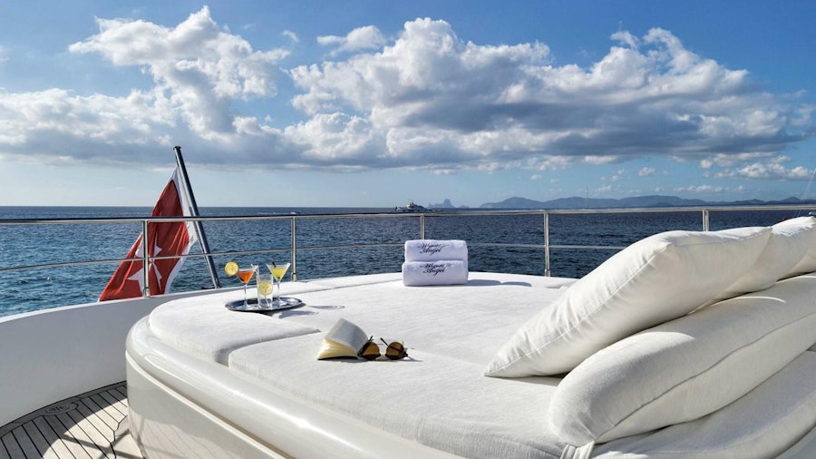 WHISPERING ANGEL Yacht WHISPERING ANGEL Yacht