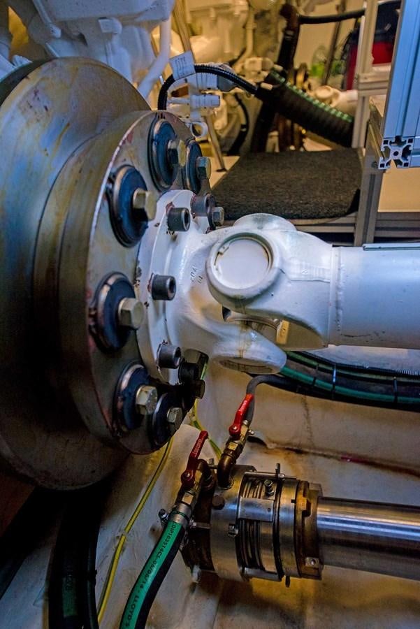 a machine with a large metal pipe aboard LA MARTINA Yacht for Sale